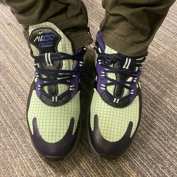 Mens Nike Air Max 270 React - Picture 7 of 7